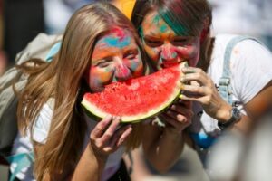 В Камышине взвесили самый большой арбуз 2016 года – 21 кило