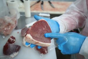 В Волгоградской области обнаружили печеночные оладьи со странным составом