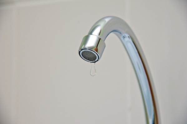 В Волгограде «заклеймят» должников за воду и свет