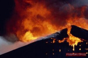 Под Волгоградом на пожаре погибли 3 взрослых и 2 детей