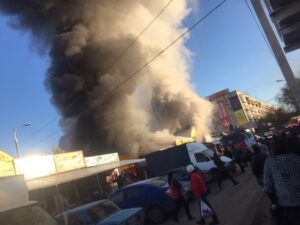 В Волгограде загорелся рынок «Юбилейный»