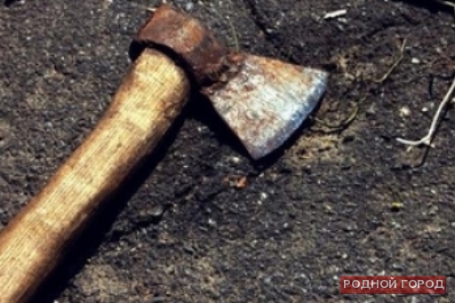 Под Волгоградом пьяный сын ударил отца топором по голове