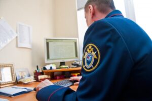 30-летний волгоградец проник в чужой дом и требовал спиртное