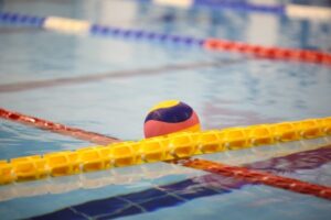 Юные волгоградские ватерполисты удачно выступают в Астрахани