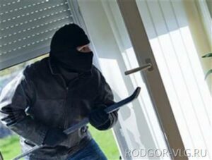 Из магазина оргтехники в Волгограде похитили сейф с 500 тысячами рублей