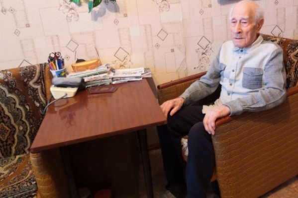 100-летний ветеран проголосовал на выборах в Камышине