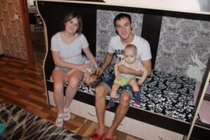 Многодетная сирота взяла кредит, чтобы не замерзнуть в опасном жилье