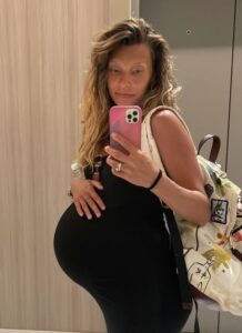 Регина Тодоренко поделилась подробностями написания книги детских сказок