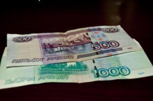 Утверждены допвыплаты для волгоградских медиков и соцработников