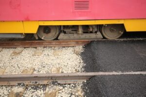 В Волгограде заканчивают ремонт трамвайного проезда на проспекте Жукова