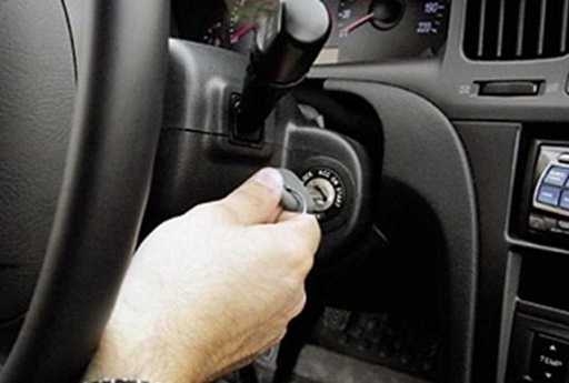 Кузен волгоградца без спросу взял покататься «ВАЗ-2109» и разбил его