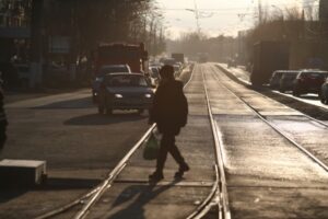 Дорогу на улице Рокоссовского в Волгограде временно сузят