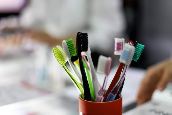 Ученые объяснили, как предотвратить появление зубного камня