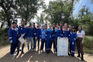 Сотрудники компании AB InBev Efes провели уборку Волго-Ахтубинской поймы