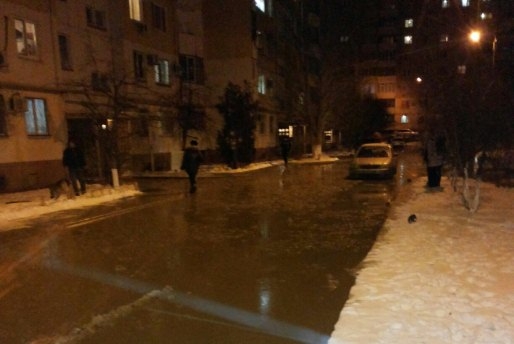 Порыв на магистральном водоводе затопил посёлок ГЭС в Волгограде