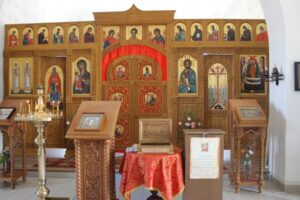 Замначальника колонии Камышина предстал перед судом за аферу с иконостасом