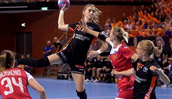 Российские гандболистки уступили сборной Нидерландов