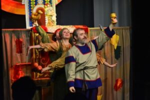 Театр кукол в Волгограде ставит Гоголя в новой стилистике