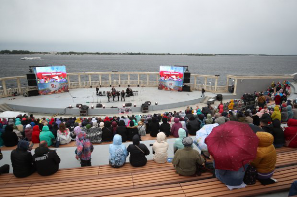 В Волгограде проходят съемки «Играй, гармонь!» в честь Дня Победы