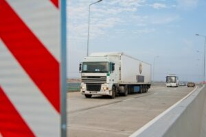 Большегрузы не проедут с 19 ноября по улице Исторической в Волгограде