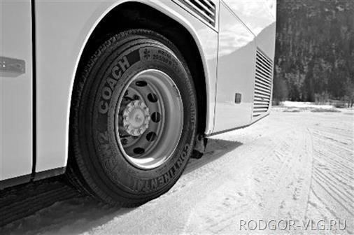 Под Волгоградом автобус сбил 22-летнюю девушку и скрылся