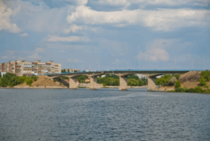 Движение по Бородинскому мосту вновь разрешено