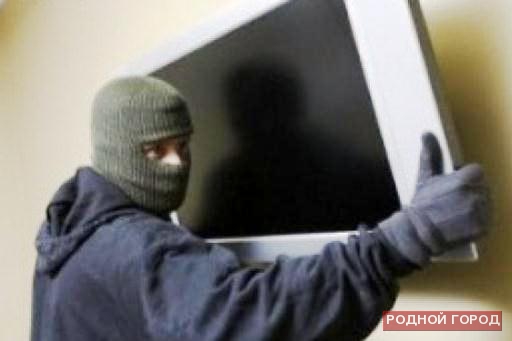 Из дома волгоградца украли 5 плазменных телевизоров