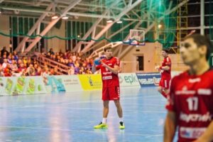 Волгоградский «Каустик» уступил астраханскому «Динамо»