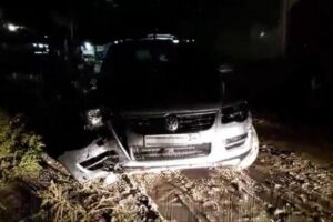 20-летний пьяный волгоградец угнал иномарку с АЗС и разбил её
