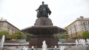 Волгоградцам напомнили, почему нельзя купаться в фонтанах