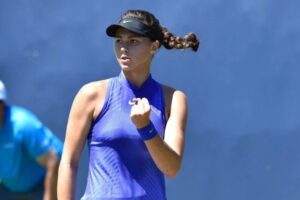 Волгоградская теннисистка вышла в четвертьфинал турнира в Лозанне