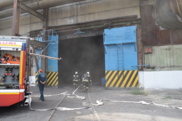 На «Красном Октябре» потушили «пожар» после «взрыва» баллона