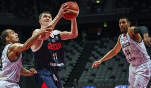 Российские баскетболисты неудачно начали отбор на Олимпиаду