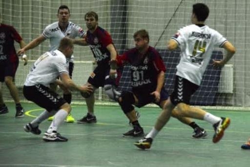 Волгоградский «Каустик» проиграл «Чеховским медведям»