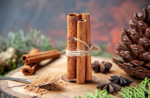 Медики объяснили, почему корицу необходимо добавлять в кофе