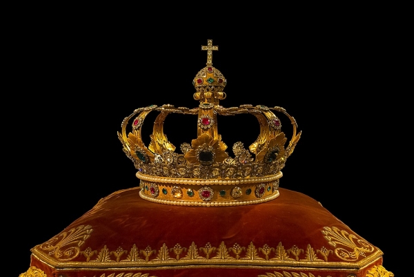 Король Малайзии взял в жены русскую красавицу и отрекся от престола
