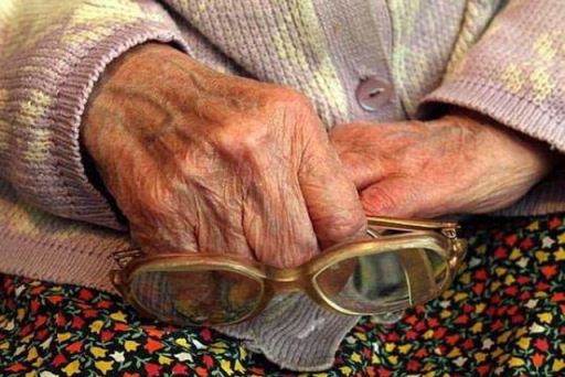 В Волгограде 83-летняя пенсионерка отдала 101 тысячу рублей лжестудентам