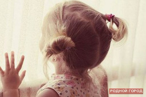 2-летняя девочка в Волгограде выпала из окна и погибла