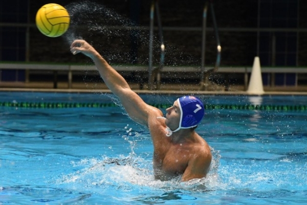 «Спартак-Волгоград» с трудом обыграл аутсайдера Суперлиги