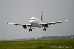 В аэропорту Волгограда экстренно приземлился самолёт из Москвы