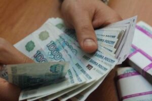 В Волжском директора УК подозревают в миллионных махинациях