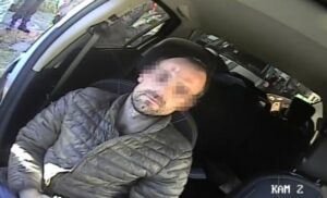 В Волгограде наряд ДПС задержал грабителя 16-летней девушки