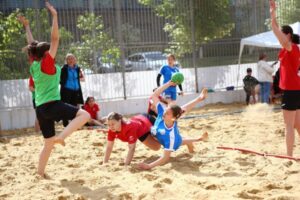 Волгоградки выиграли первенство страны по пляжному гандболу