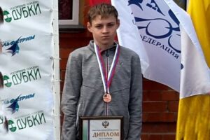 Юный волгоградец стал призером первенства страны по триатлону