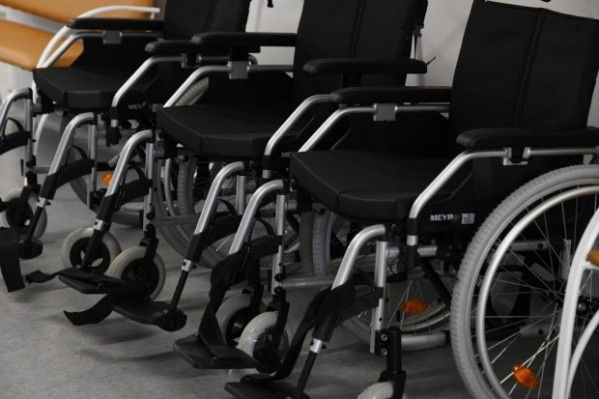 Волгоградский суд обязал адаптировать подъезд для инвалида-колясочника