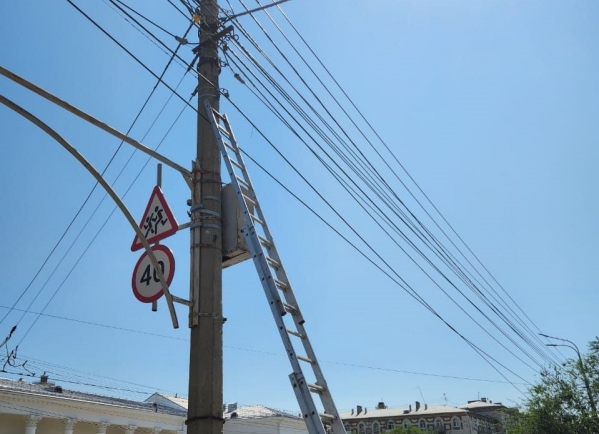 В центре Волгограда уберут «паутину» навесных проводов