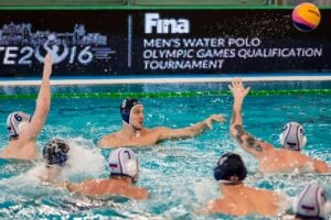 Сборная России по водному поло проиграла канадцам