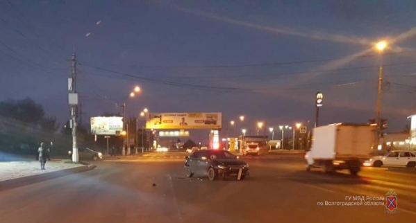 В Волгограде под колеса иномарки попал пешеход