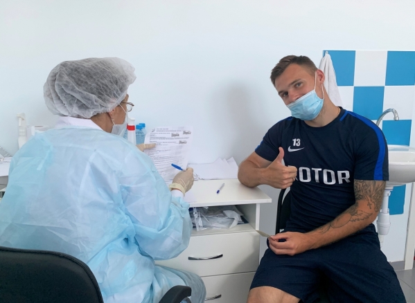 Футболисты волгоградского «Ротора» сдали тест на коронавирус