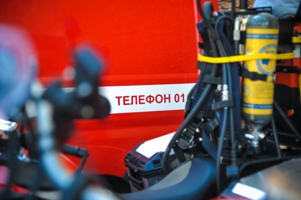 В Волгограде подожгли ящик для сбора макулатуры